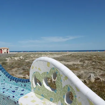 T2 Mezzanine Renove A Port - Plage/port A Pied, Parking Prive, Animaux Bienvenus - Fr-1-798-26